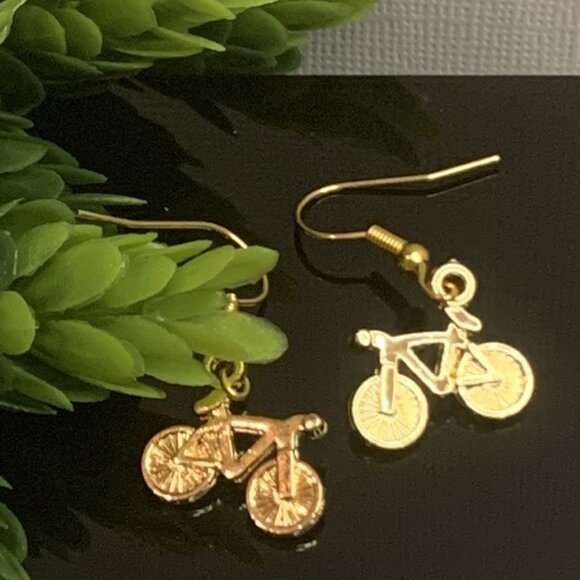 Bike Earring, Bicycle Earring, Biking, Gift Idea, Novelty Earring, Silly Earring - Picture 4 of 7